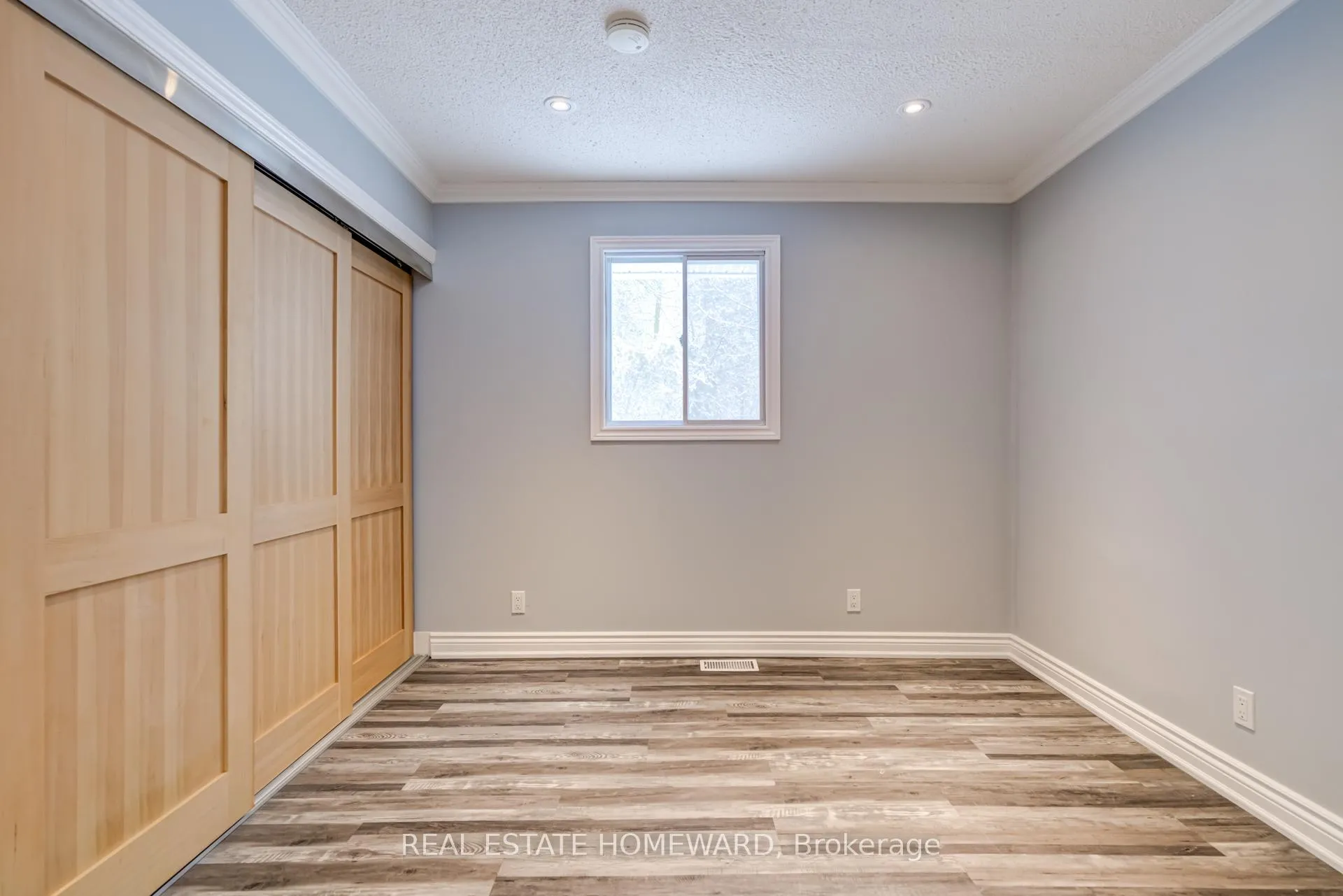 Photo 21 of 11 Dover Lane, Scugog, Rural Scugog — HOMEH