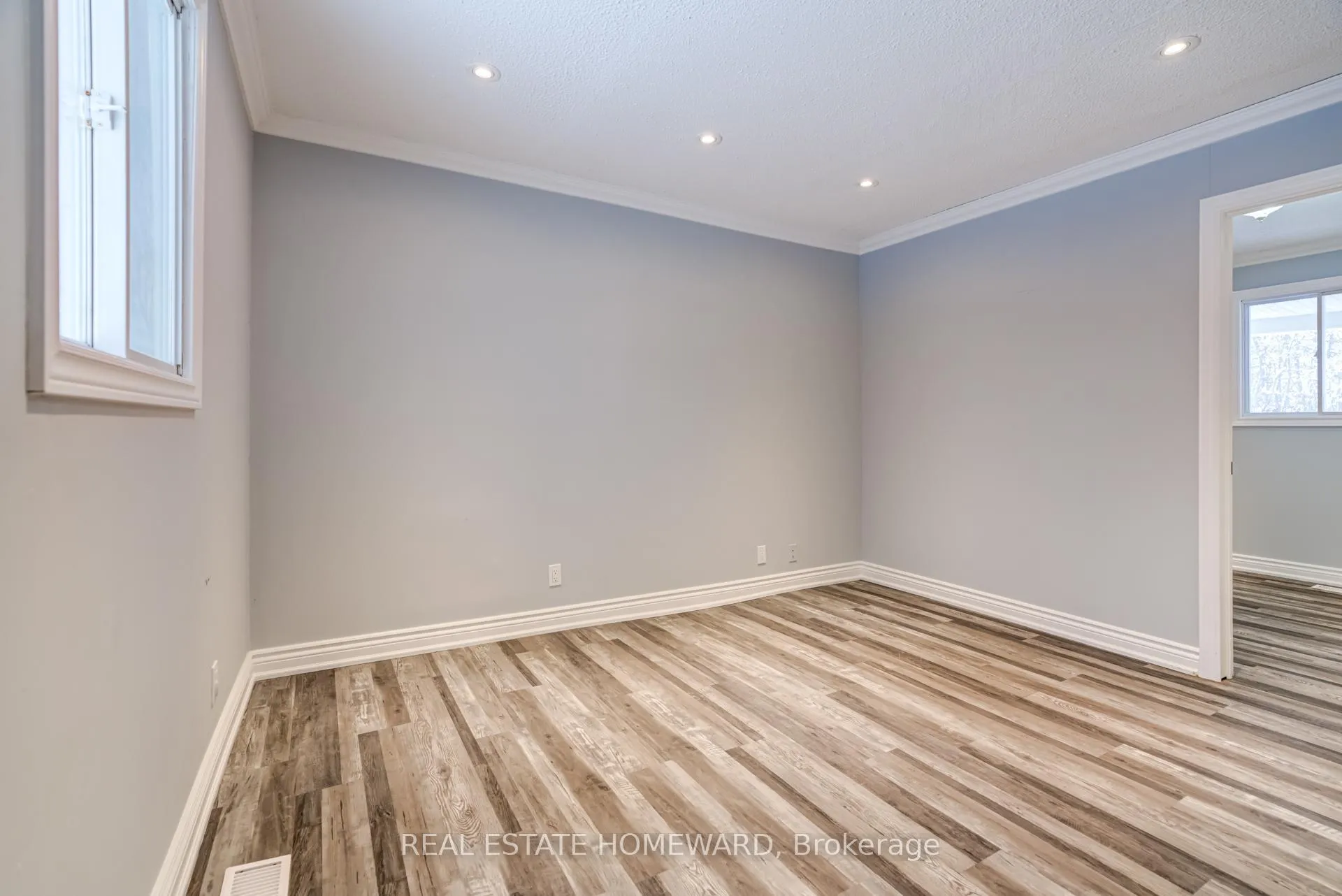 Photo 22 of 11 Dover Lane, Scugog, Rural Scugog — HOMEH