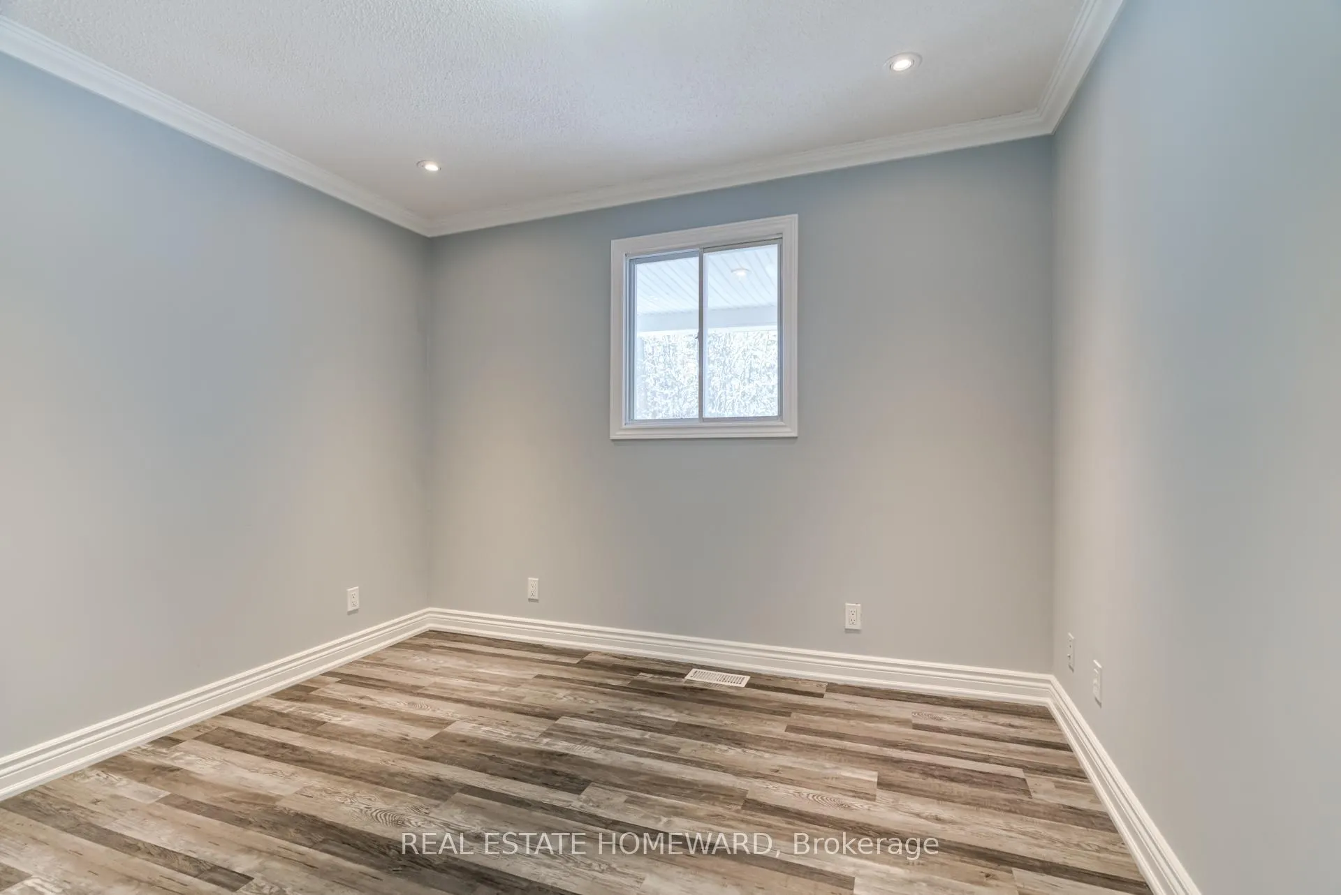 Photo 23 of 11 Dover Lane, Scugog, Rural Scugog — HOMEH