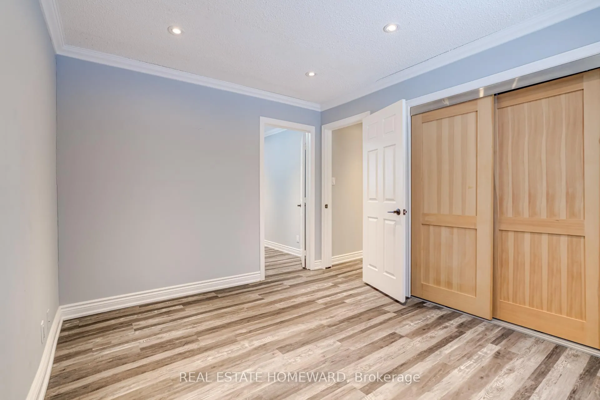Photo 24 of 11 Dover Lane, Scugog, Rural Scugog — HOMEH