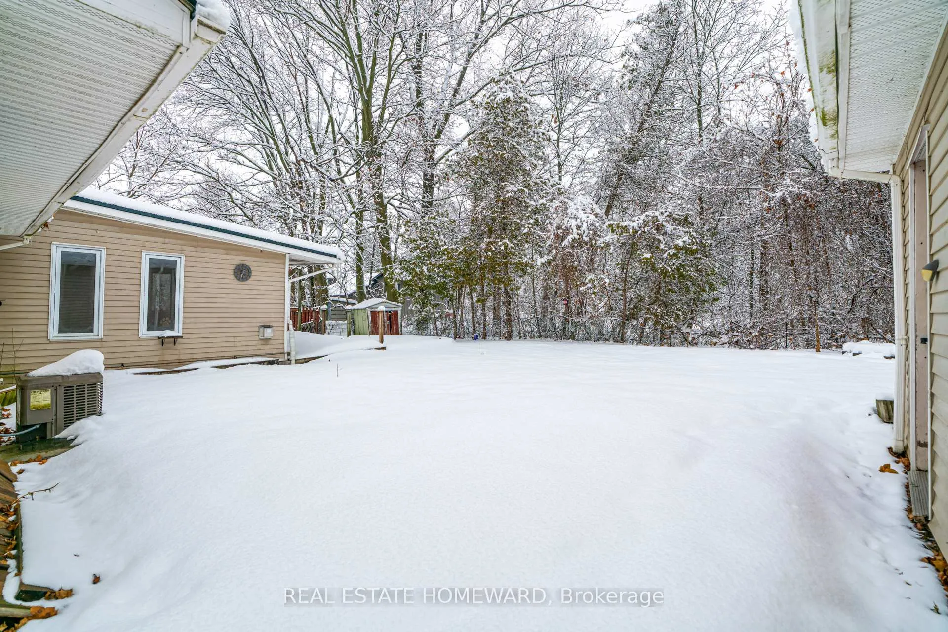 Photo 30 of 11 Dover Lane, Scugog, Rural Scugog — HOMEH