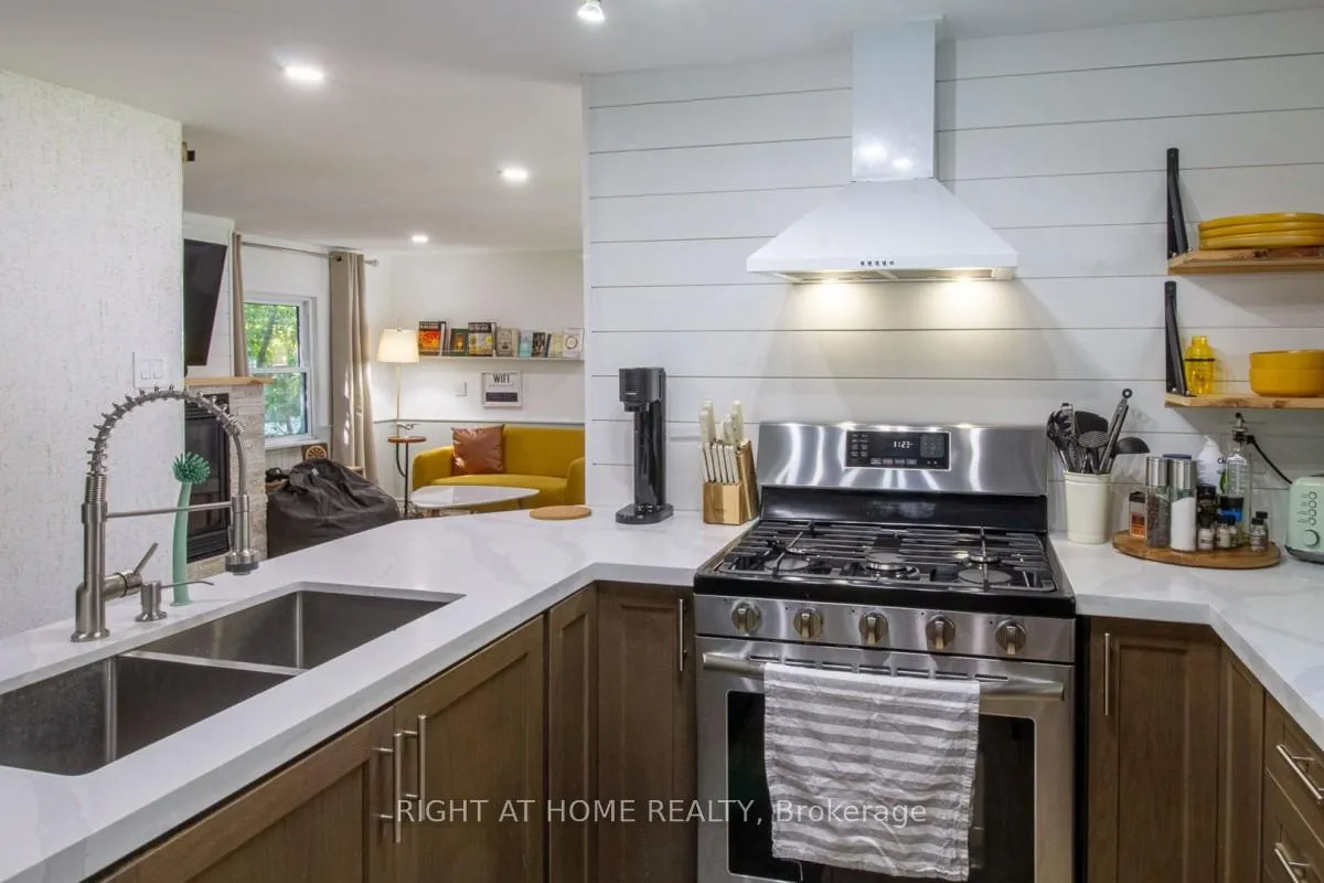 Photo 6 of 97 Williams Point Road, Scugog, Rural Scugog — HOMEH