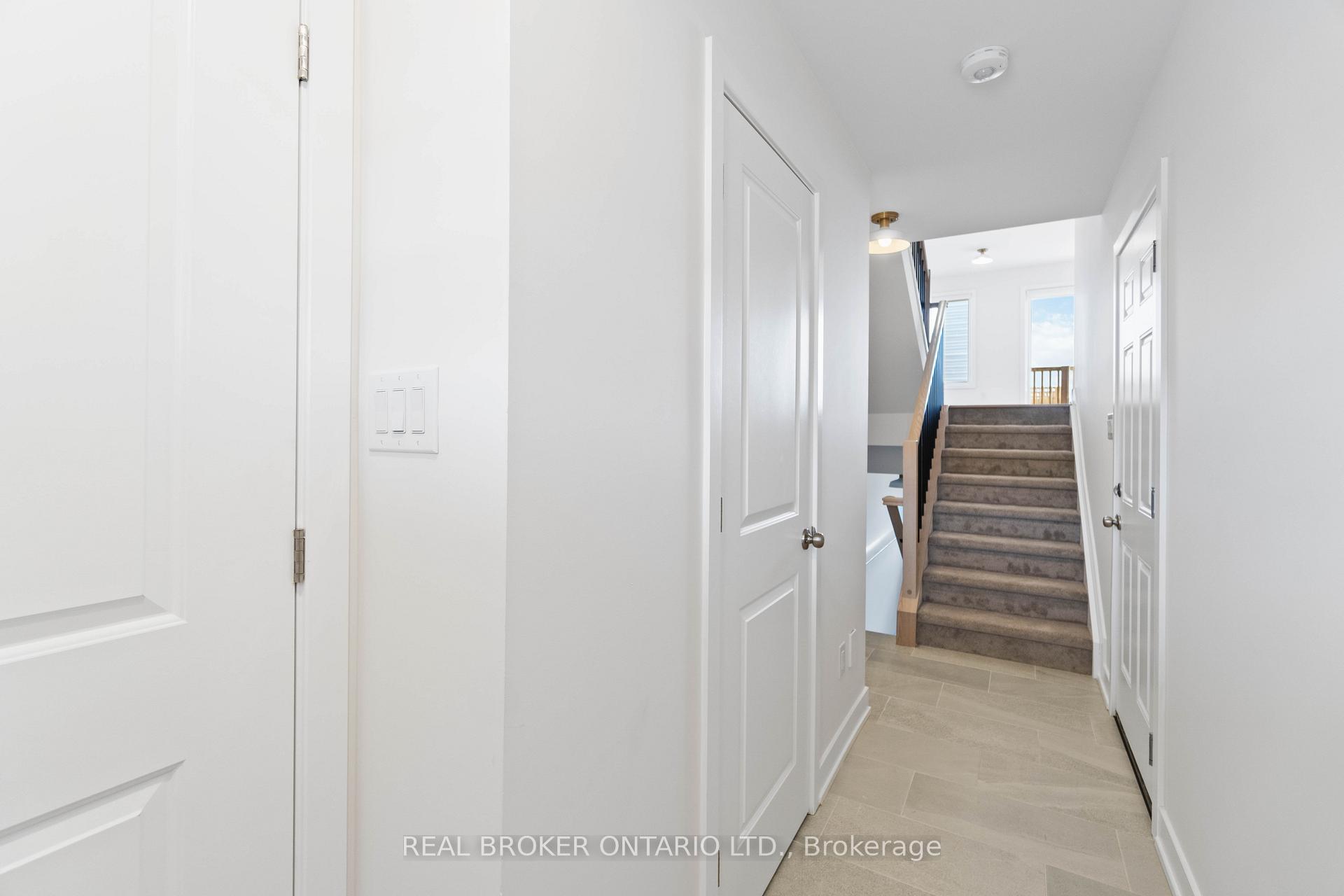 Photo 3 of 36 Margaret Graham Terrace, Smiths Falls — HOMEH