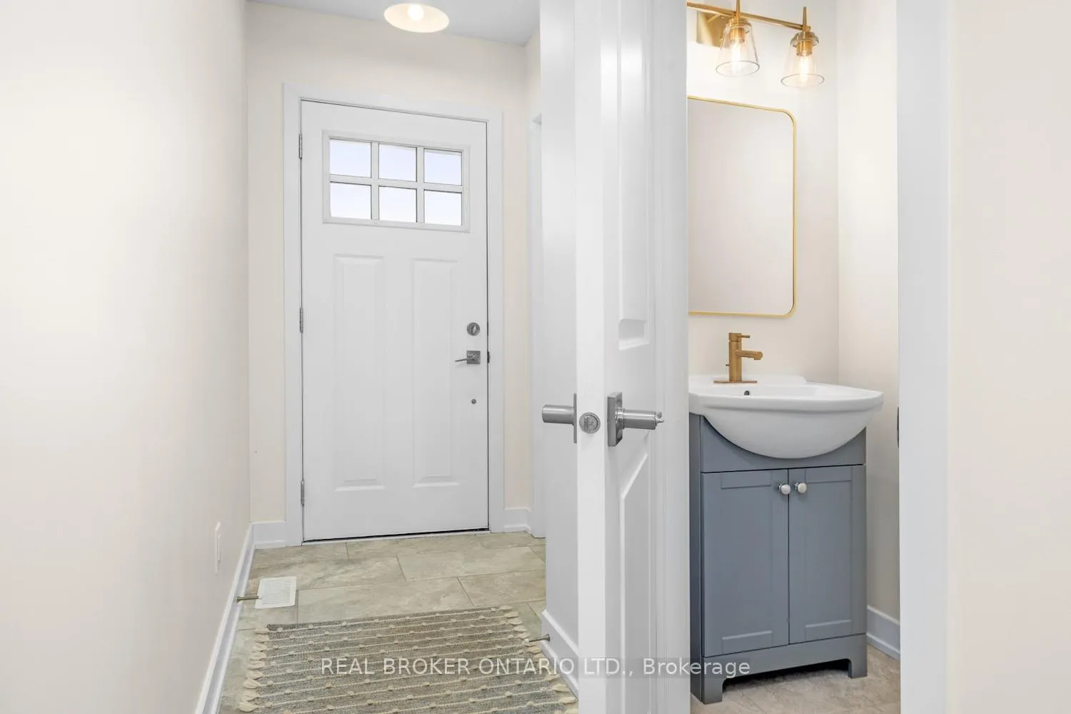 Photo 4 of 145 Ferrara Drive, Smiths Falls — HOMEH