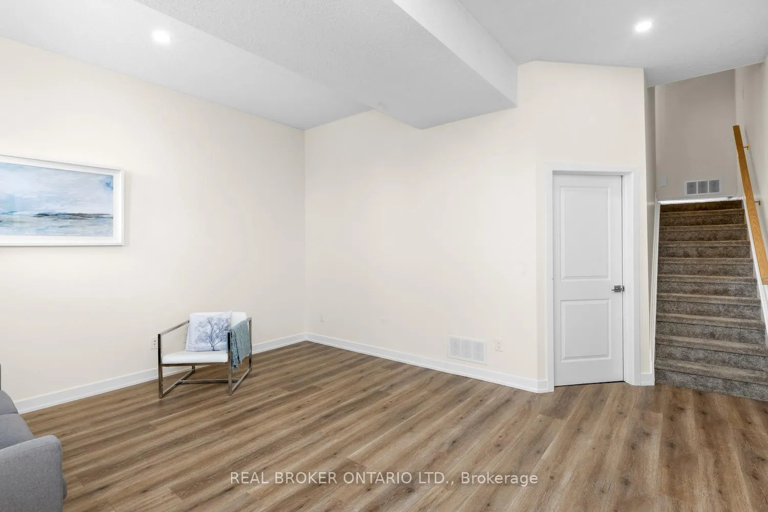 Photo 28 of 145 Ferrara Drive, Smiths Falls — HOMEH