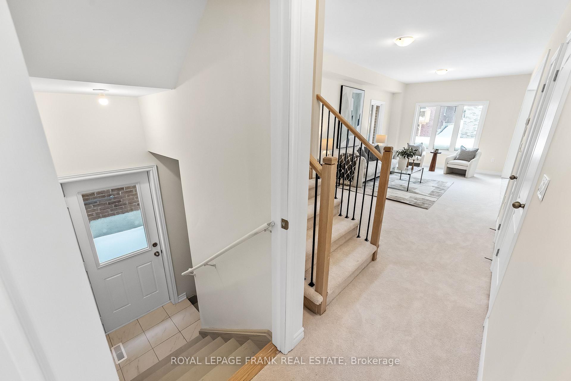 Photo 40 of 92 Robin Trail, Scugog, Port Perry — HOMEH