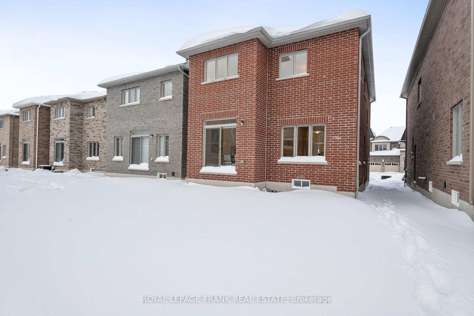 Photo 46 of 92 Robin Trail, Scugog, Port Perry — HOMEH