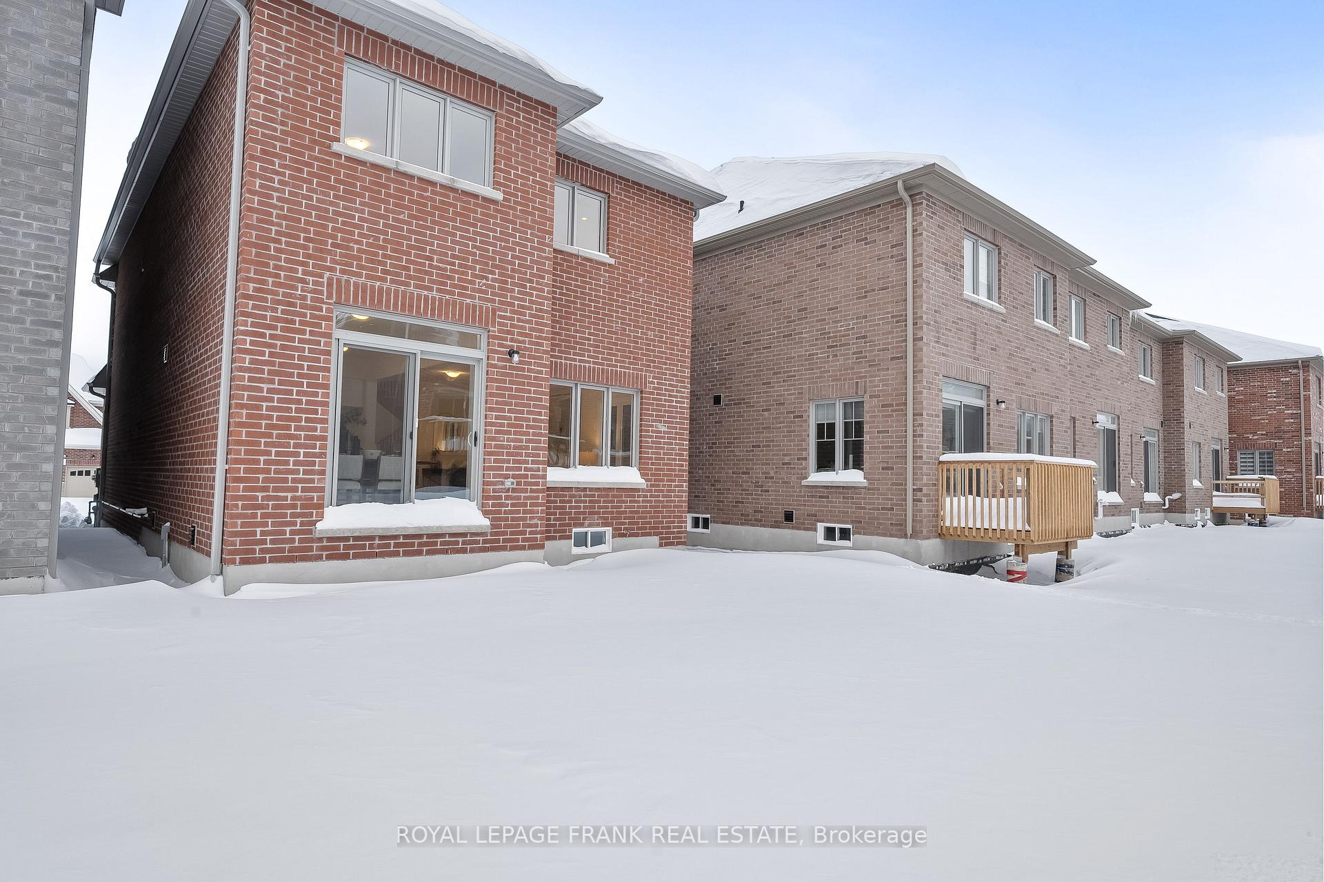 Photo 47 of 92 Robin Trail, Scugog, Port Perry — HOMEH