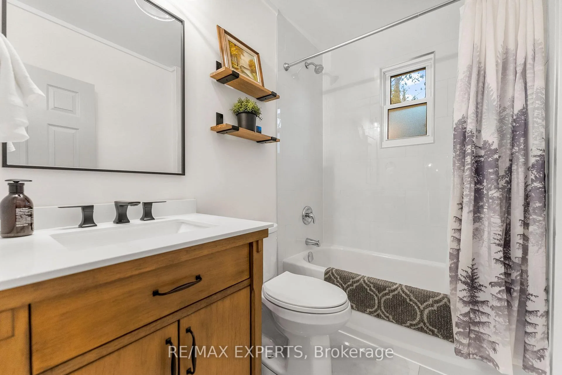 Photo 22 of 77 Post Street, South Algonquin — HOMEH