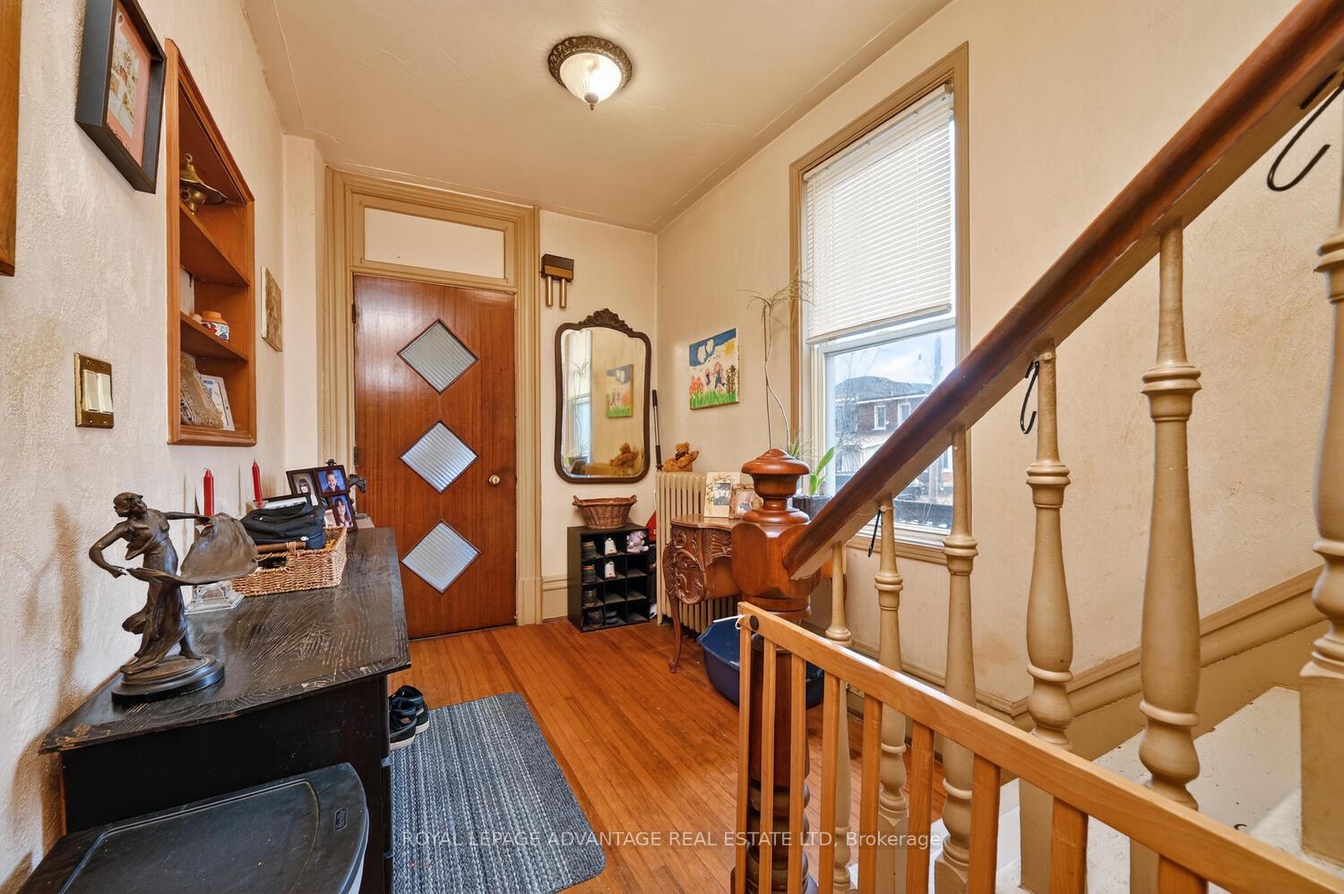 Photo 5 of 16 Mary Street N, Smiths Falls — HOMEH