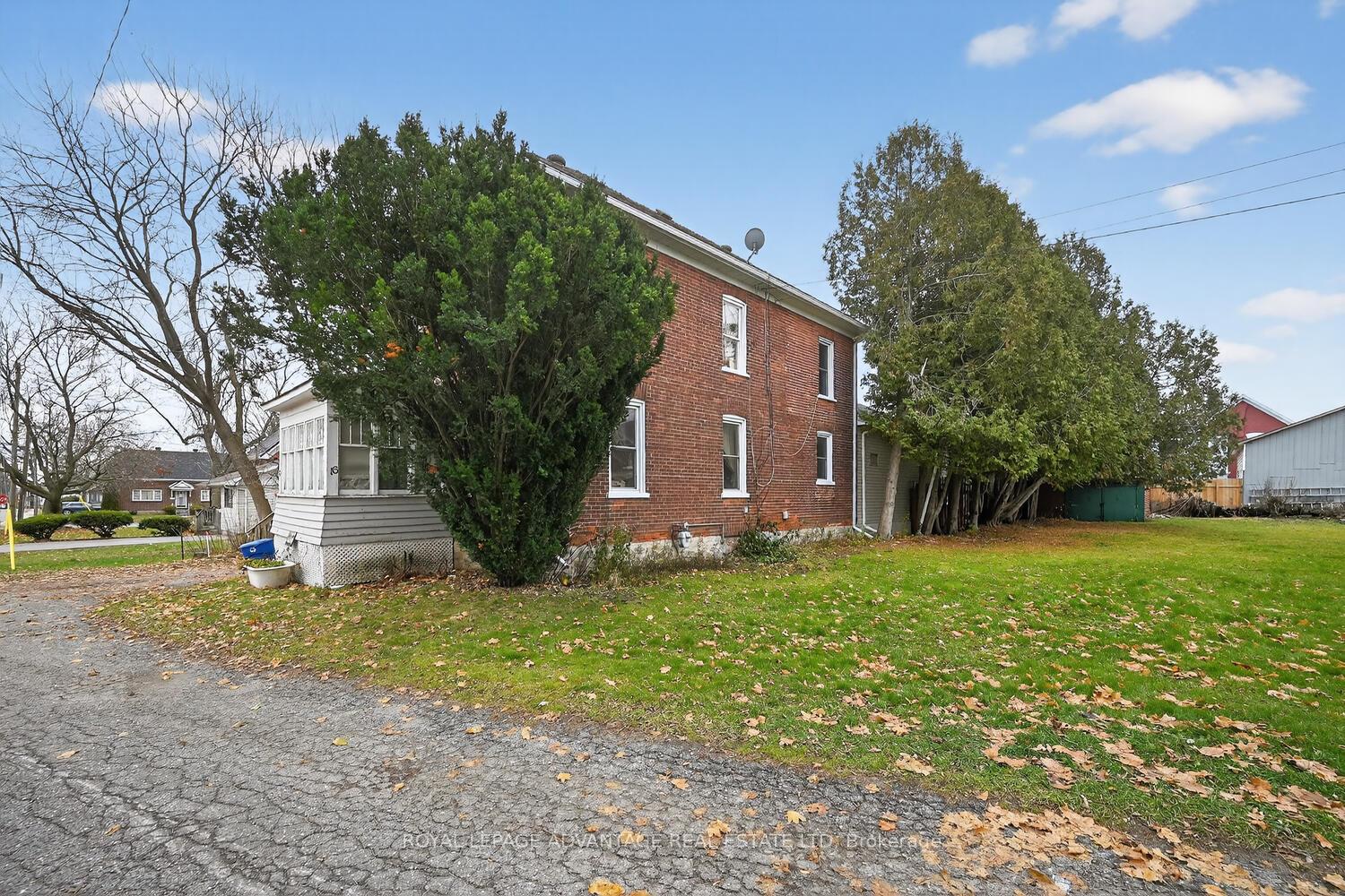 Photo 29 of 16 Mary Street N, Smiths Falls — HOMEH