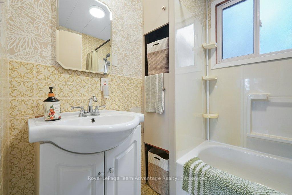 Photo 29 of 23 North Star Road, Seguin — HOMEH
