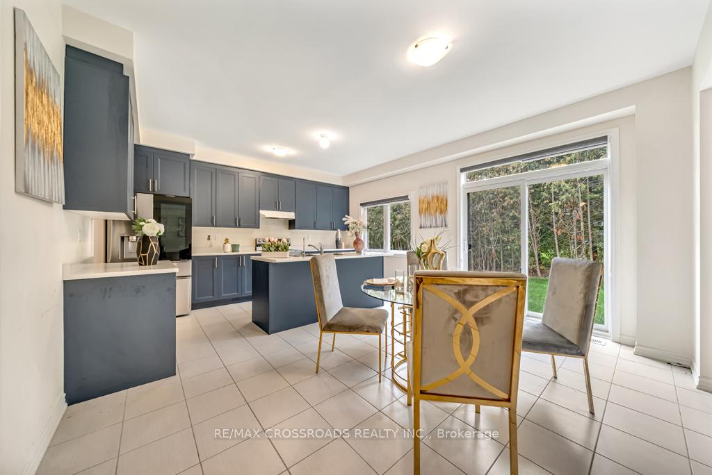 Photo 15 of 118 North Garden Boulevard, Scugog, Port Perry — HOMEH