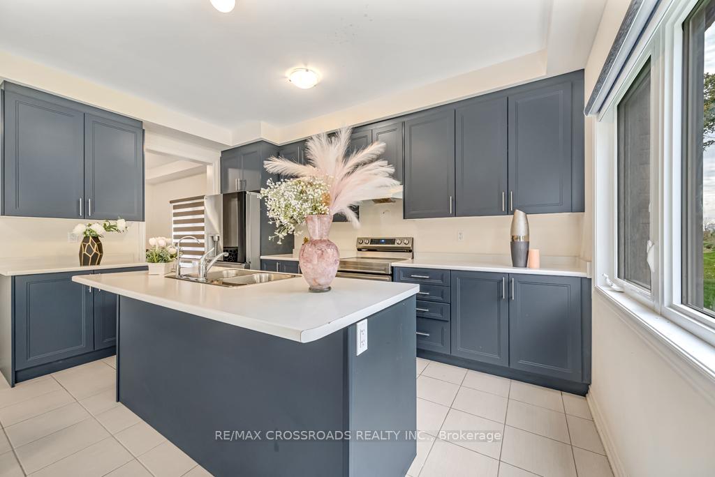 Photo 17 of 118 North Garden Boulevard, Scugog, Port Perry — HOMEH