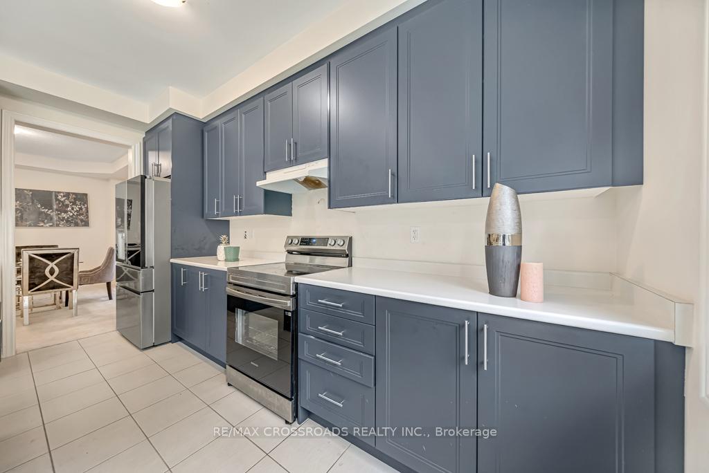 Photo 20 of 118 North Garden Boulevard, Scugog, Port Perry — HOMEH