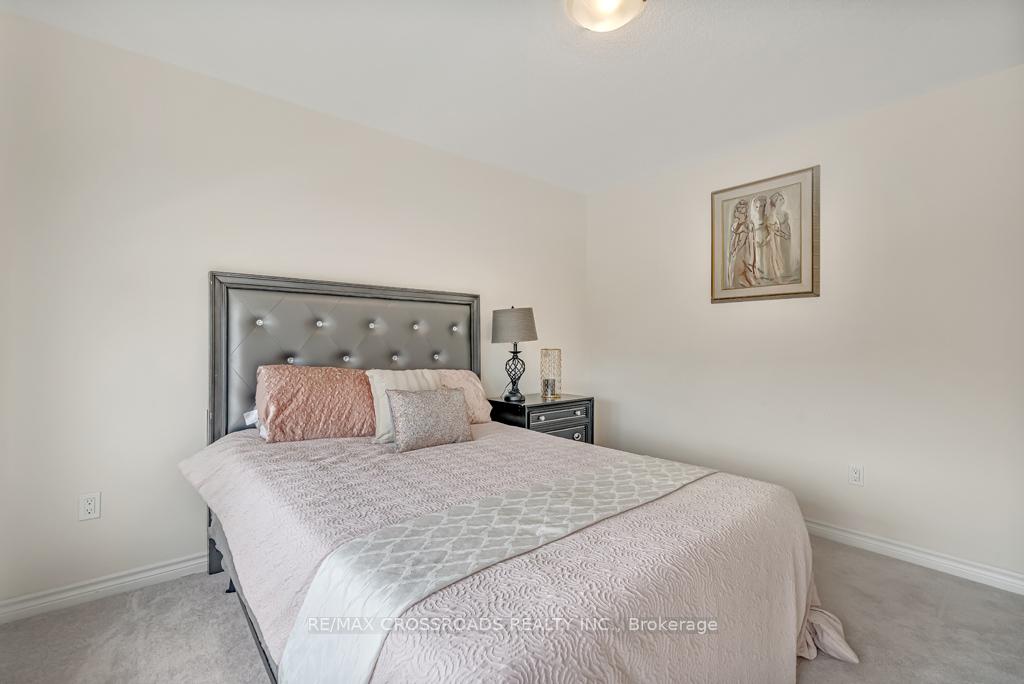Photo 34 of 118 North Garden Boulevard, Scugog, Port Perry — HOMEH