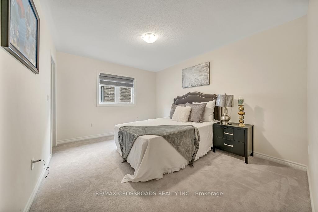 Photo 37 of 118 North Garden Boulevard, Scugog, Port Perry — HOMEH
