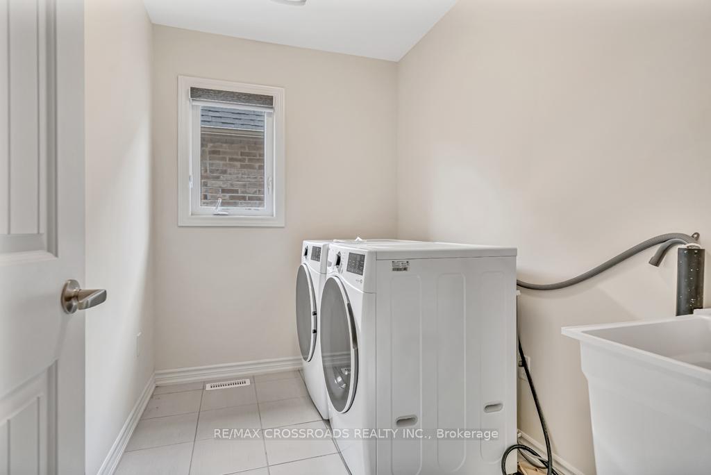 Photo 40 of 118 North Garden Boulevard, Scugog, Port Perry — HOMEH