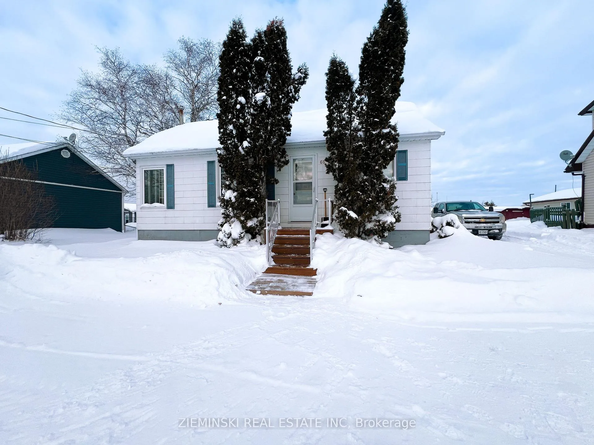 Photo 1 of 68 Second Avenue, Smooth Rock Falls, SRF — HOMEH