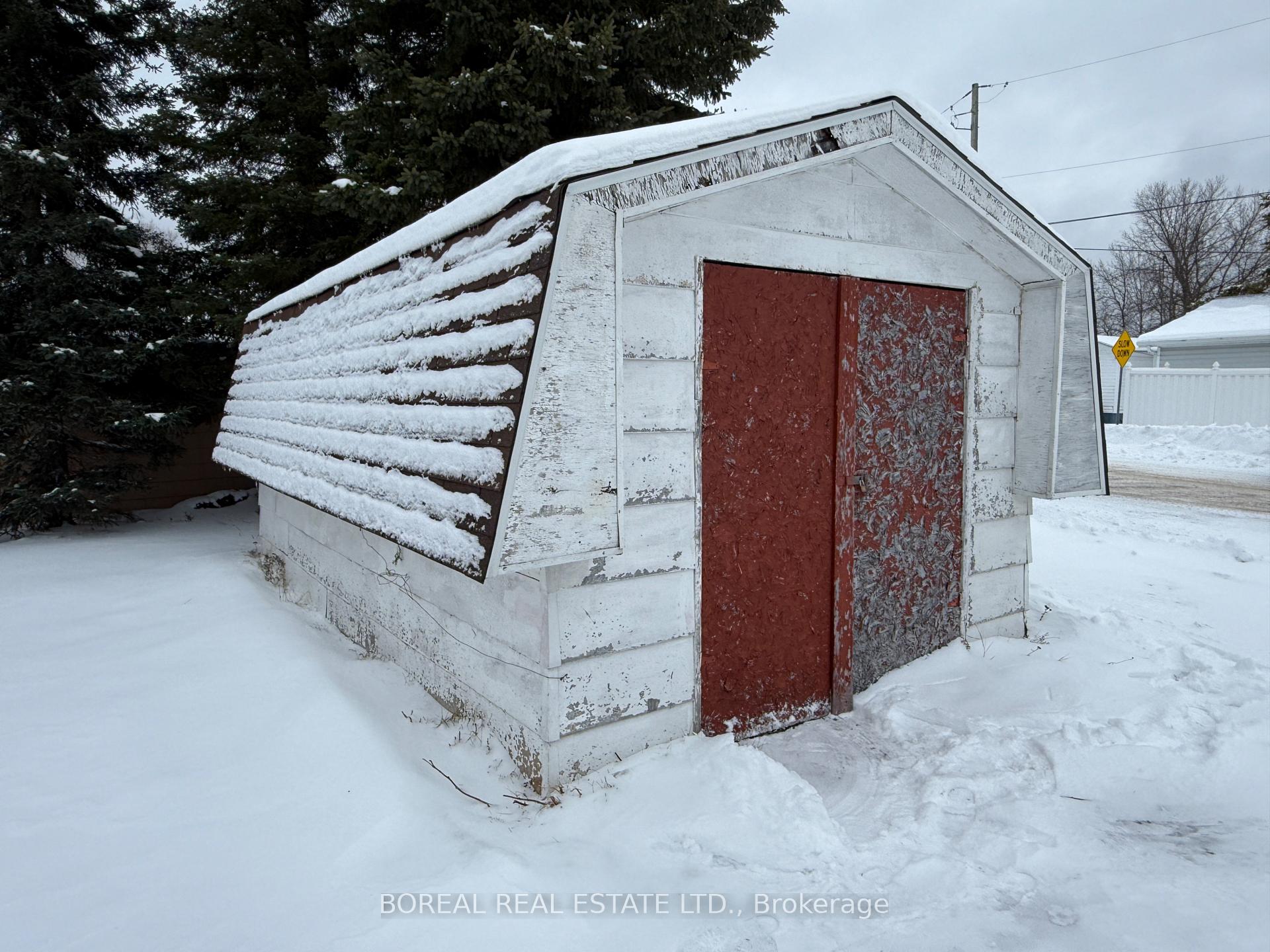 Photo 7 of 101 Ross Road, Smooth Rock Falls, SRF — HOMEH