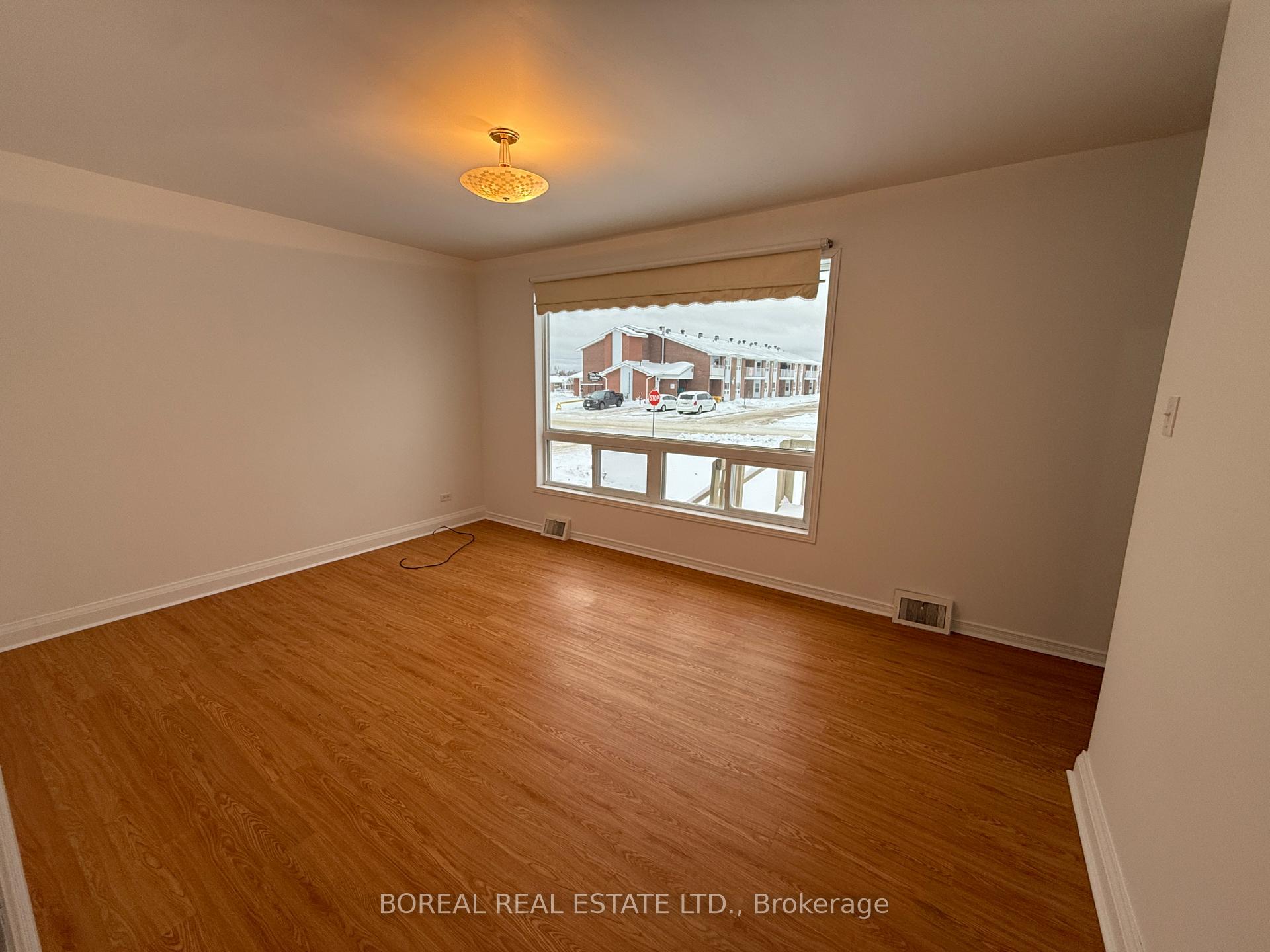 Photo 13 of 101 Ross Road, Smooth Rock Falls, SRF — HOMEH