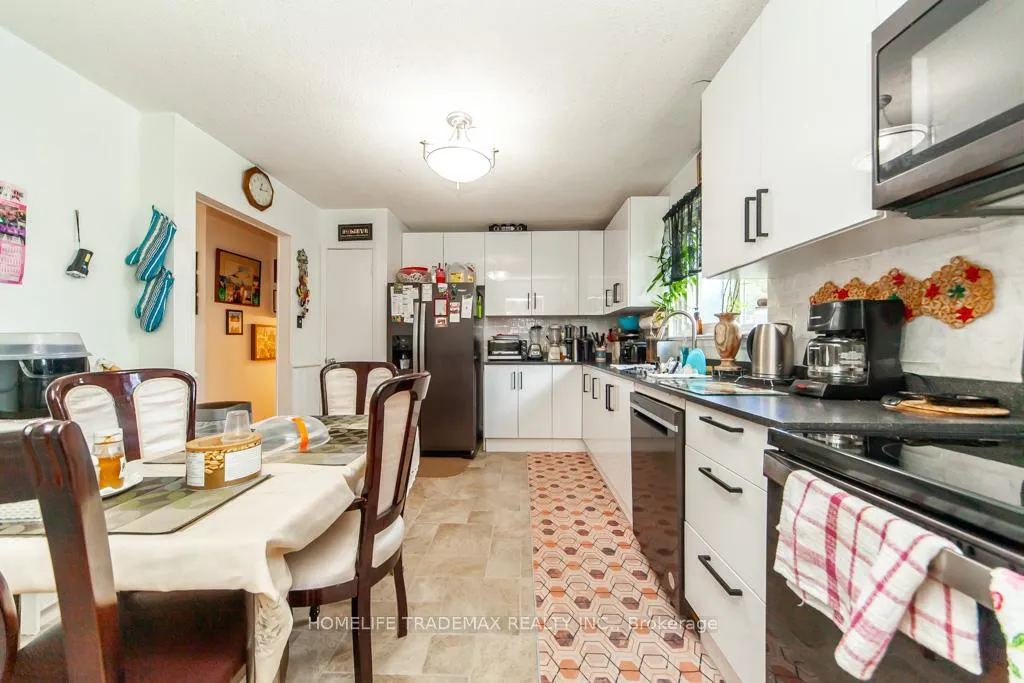 Photo 12 of 619 Willow Street, Shelburne — HOMEH