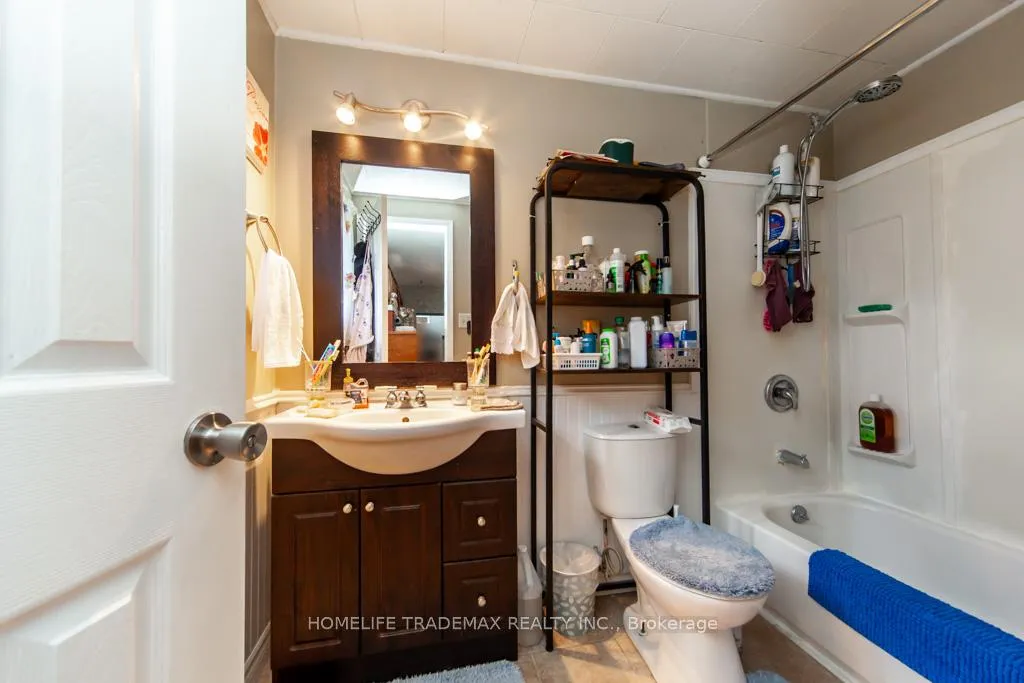 Photo 20 of 619 Willow Street, Shelburne — HOMEH