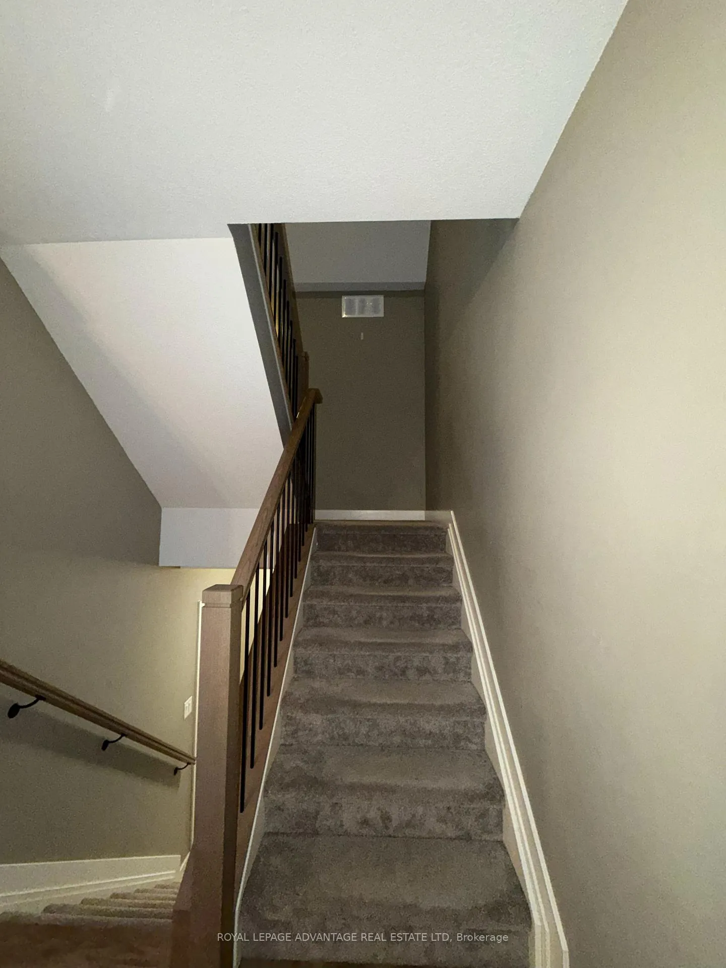Photo 7 of 5 Staples Boulevard, Smiths Falls — HOMEH