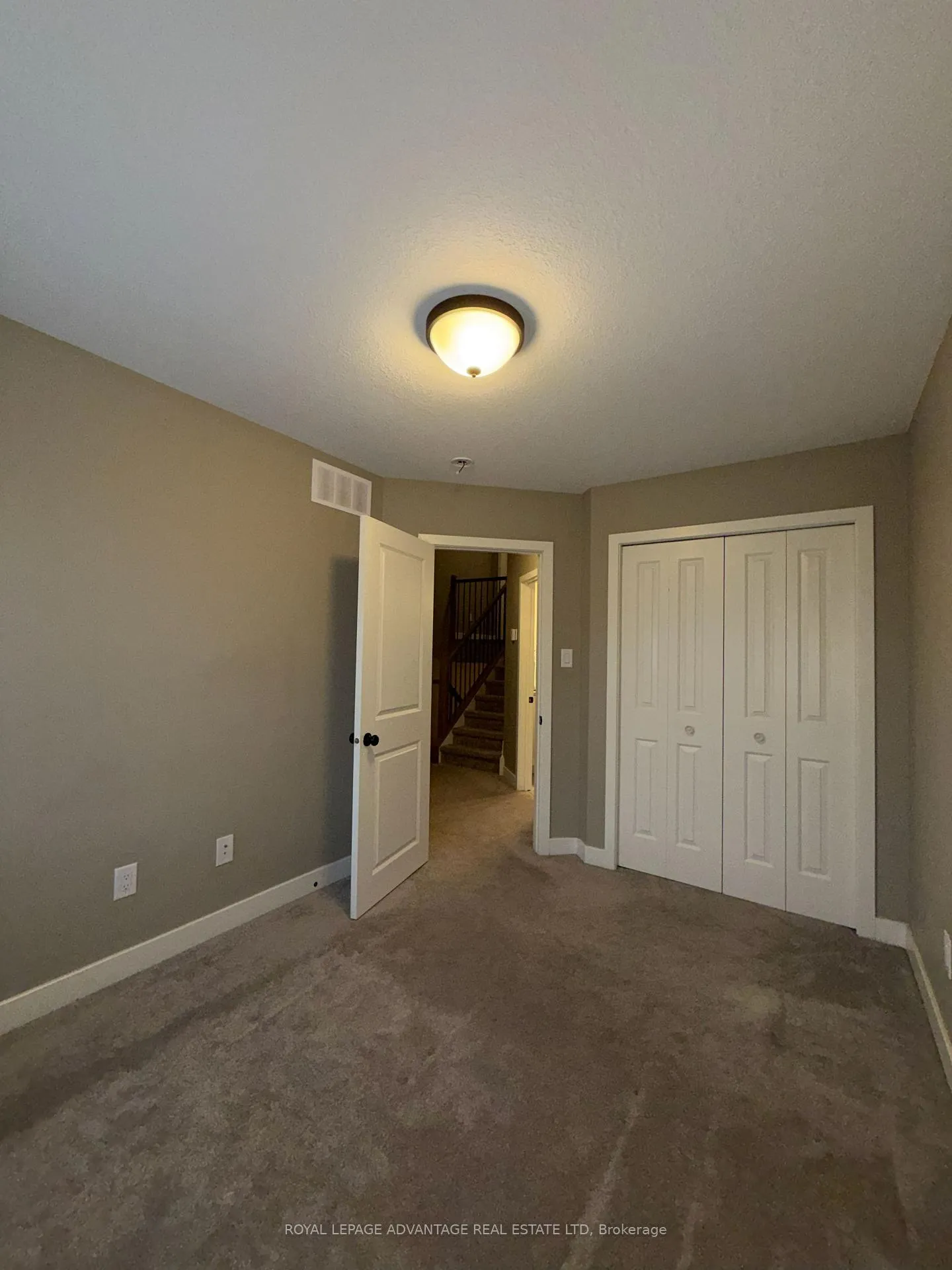Photo 12 of 5 Staples Boulevard, Smiths Falls — HOMEH