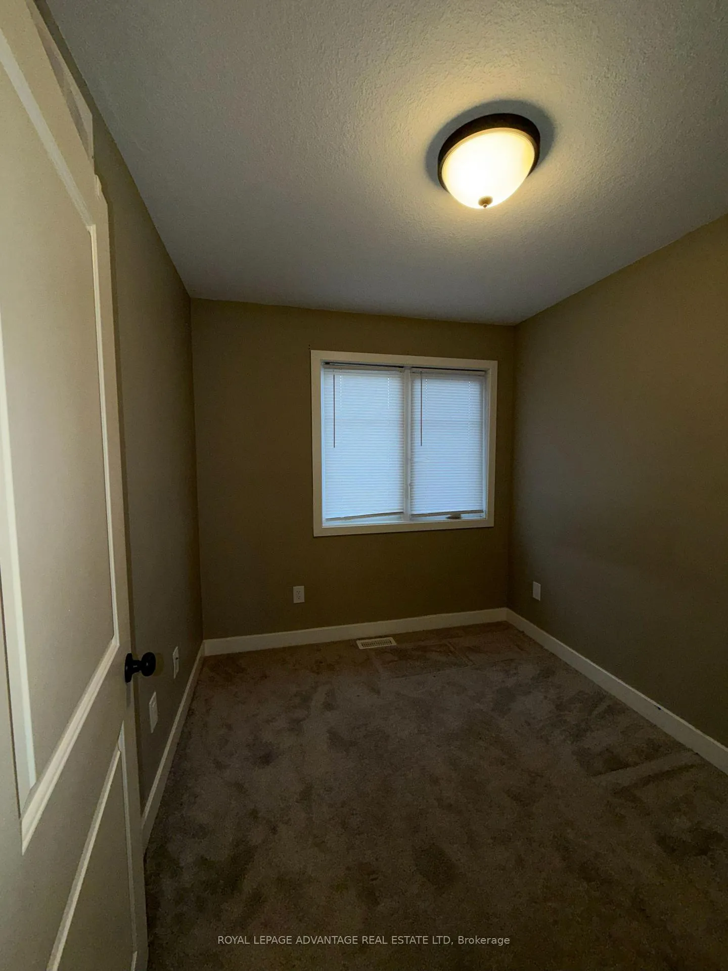 Photo 13 of 5 Staples Boulevard, Smiths Falls — HOMEH