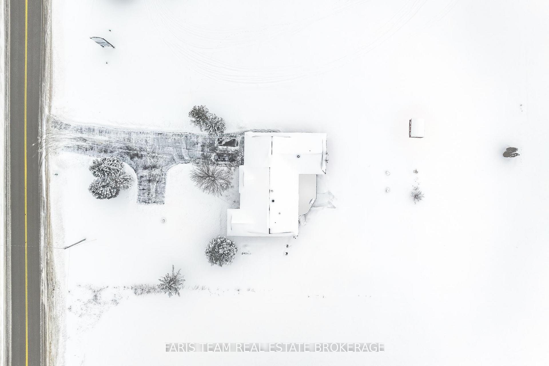 Photo 43 of 1461 Upper Big Chute Road, Severn, Coldwater — HOMEH