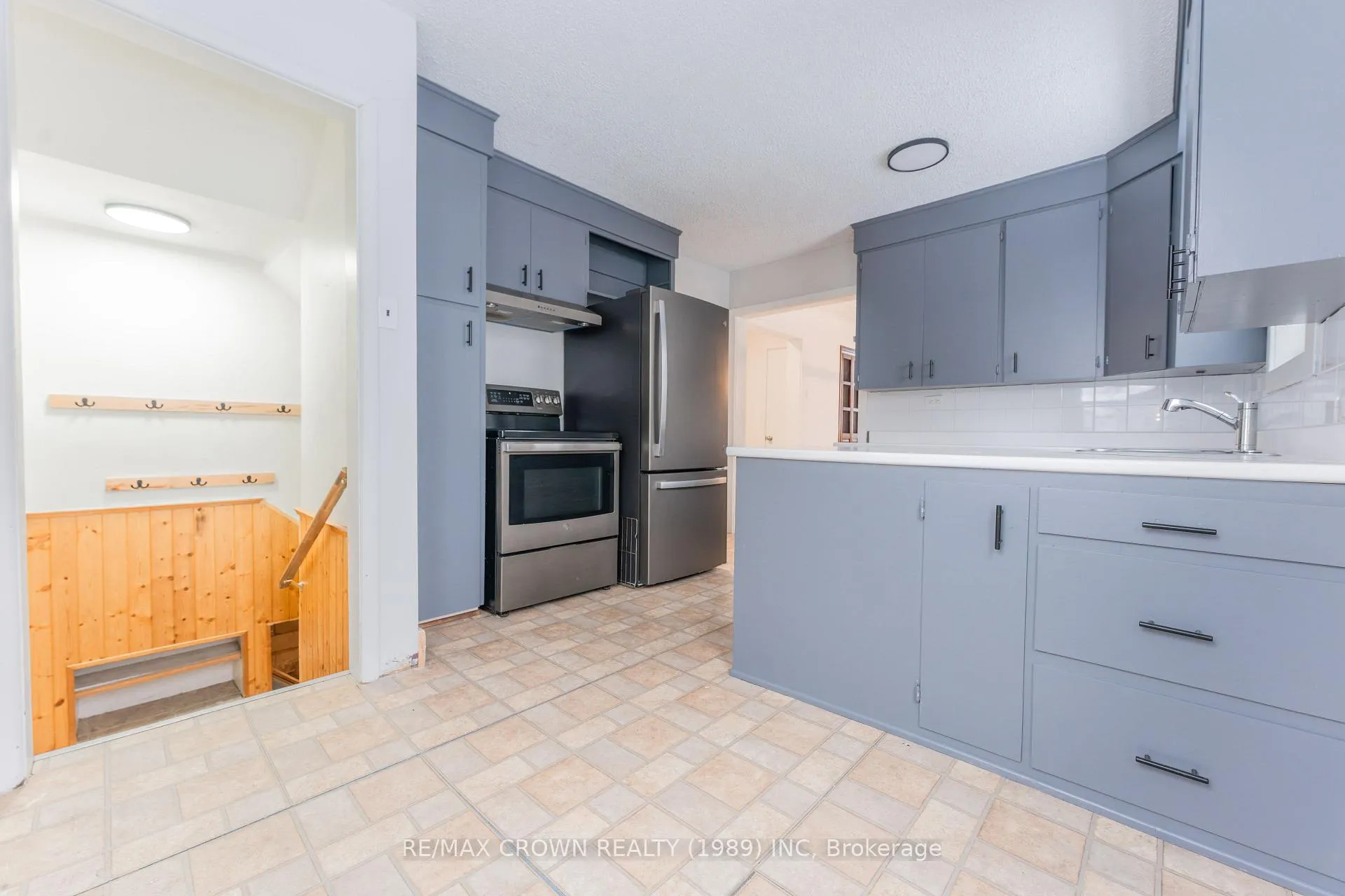 Photo 6 of 102 First Street, Smooth Rock Falls, SRF — HOMEH