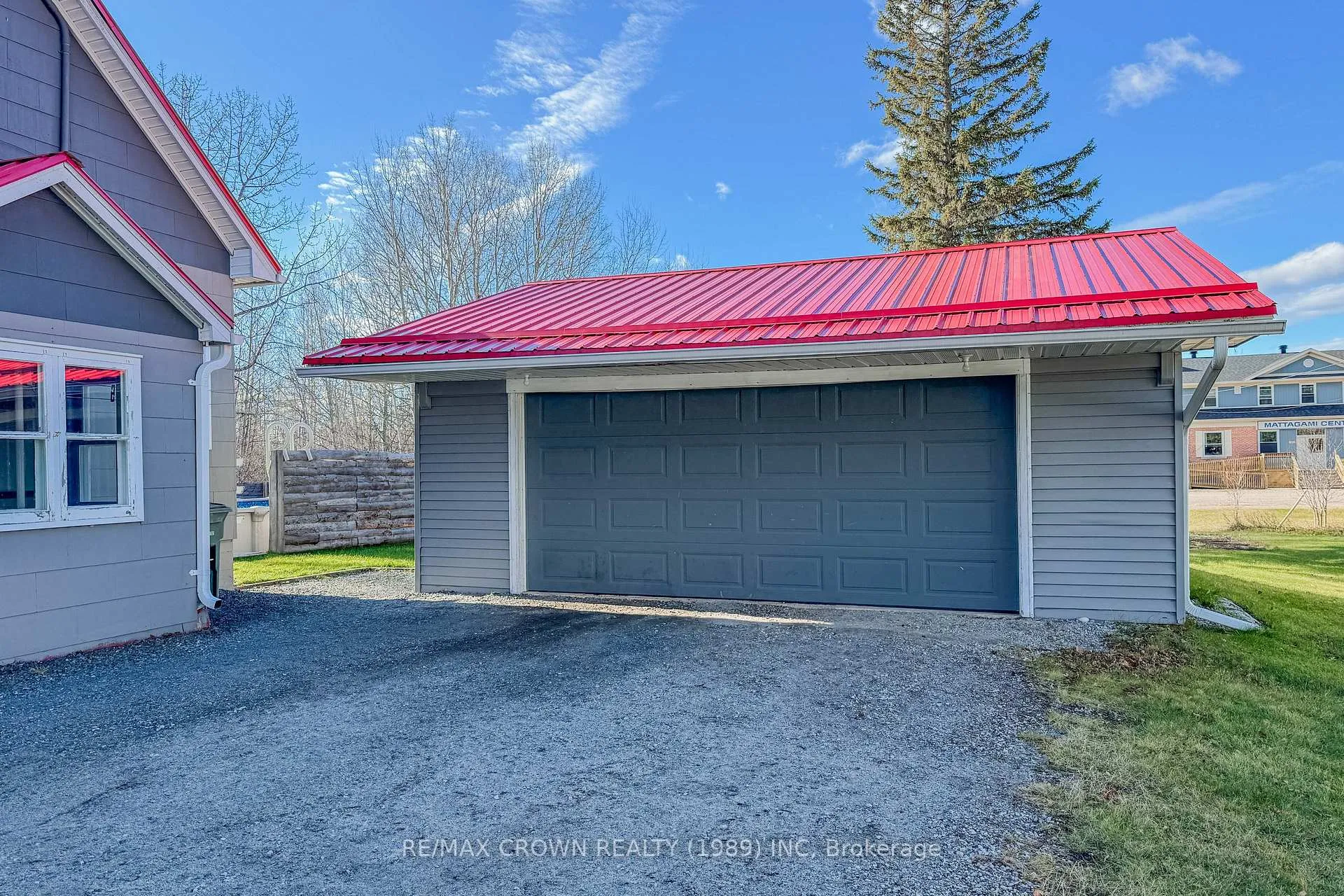 Photo 33 of 102 First Street, Smooth Rock Falls, SRF — HOMEH