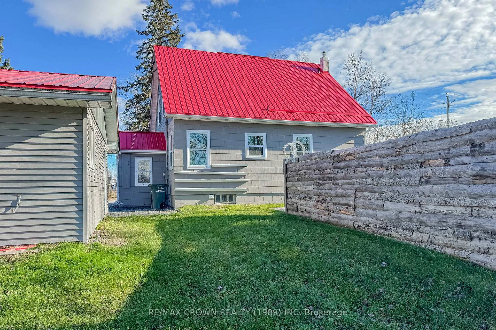 Photo 43 of 102 First Street, Smooth Rock Falls, SRF — HOMEH