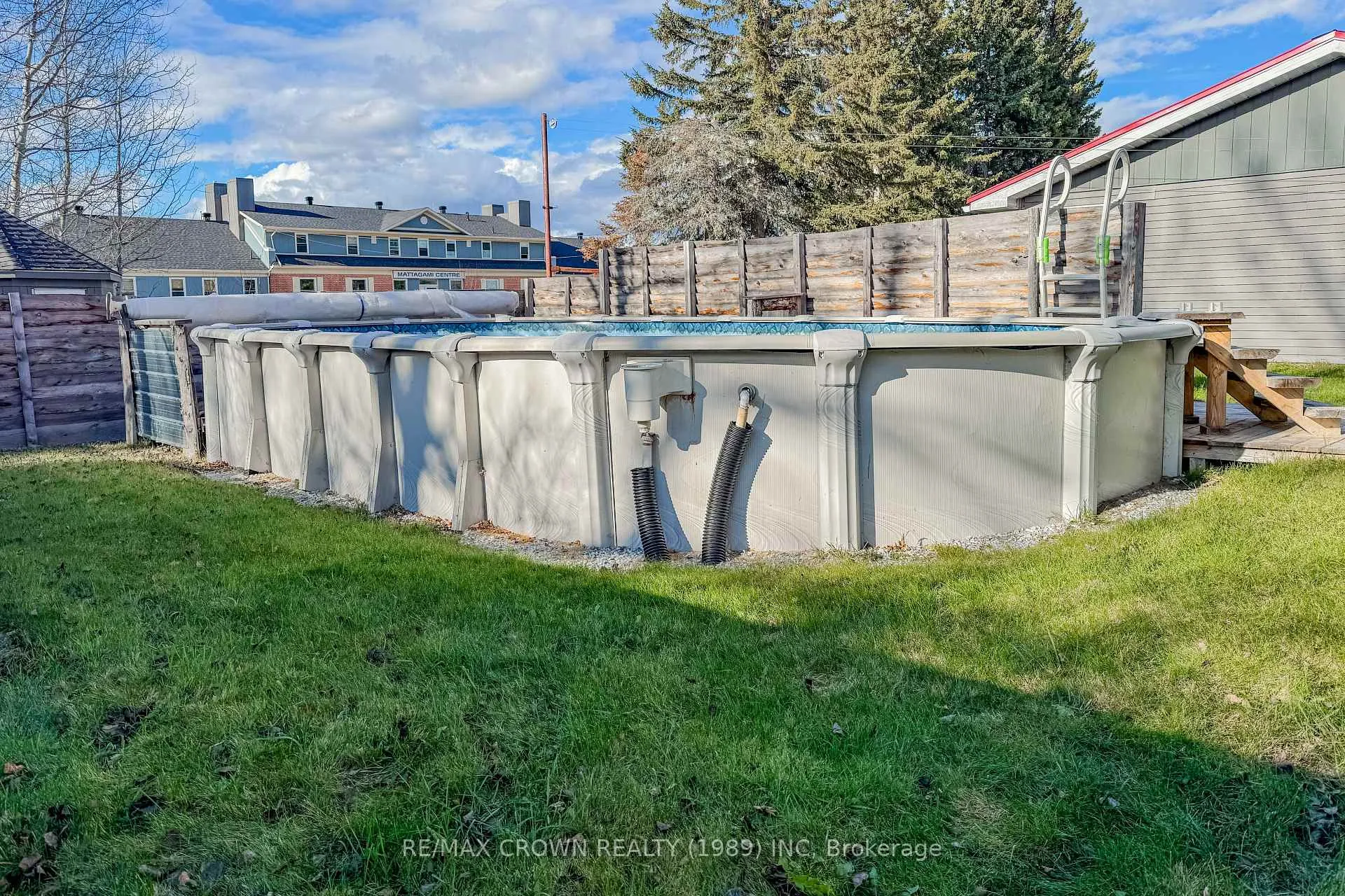 Photo 46 of 102 First Street, Smooth Rock Falls, SRF — HOMEH