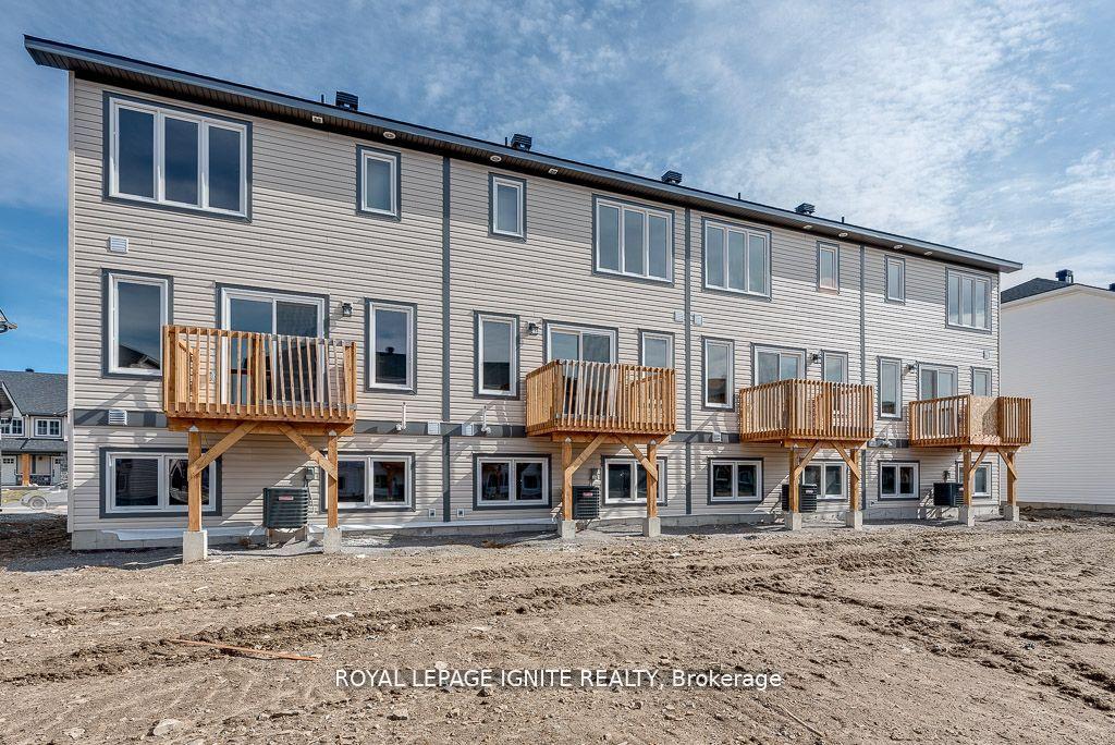 Photo 28 of 83 Whitcomb Crescent, Smiths Falls — HOMEH