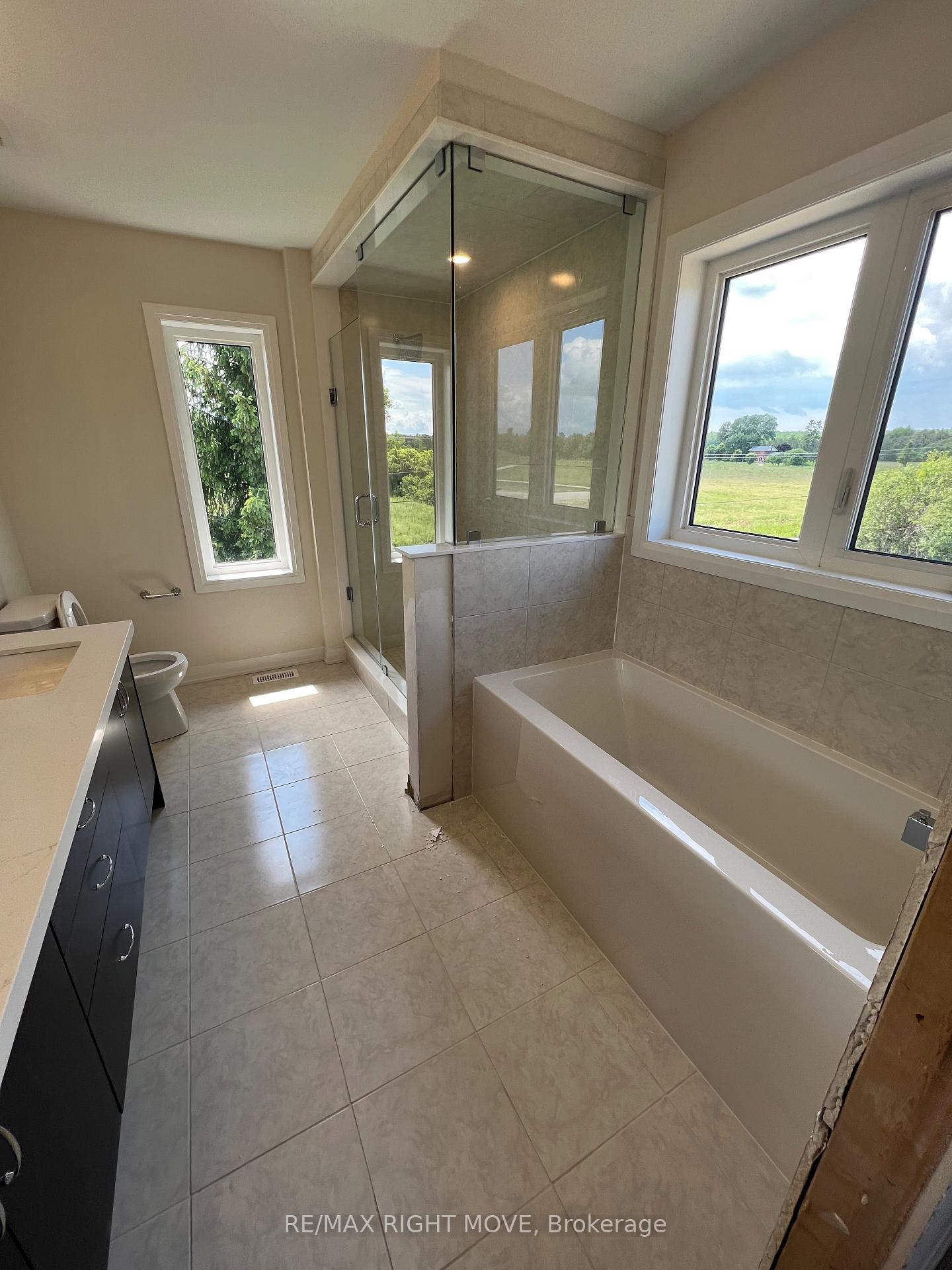 Photo 7 of 3701 Quayside Drive, Severn, West Shore — HOMEH