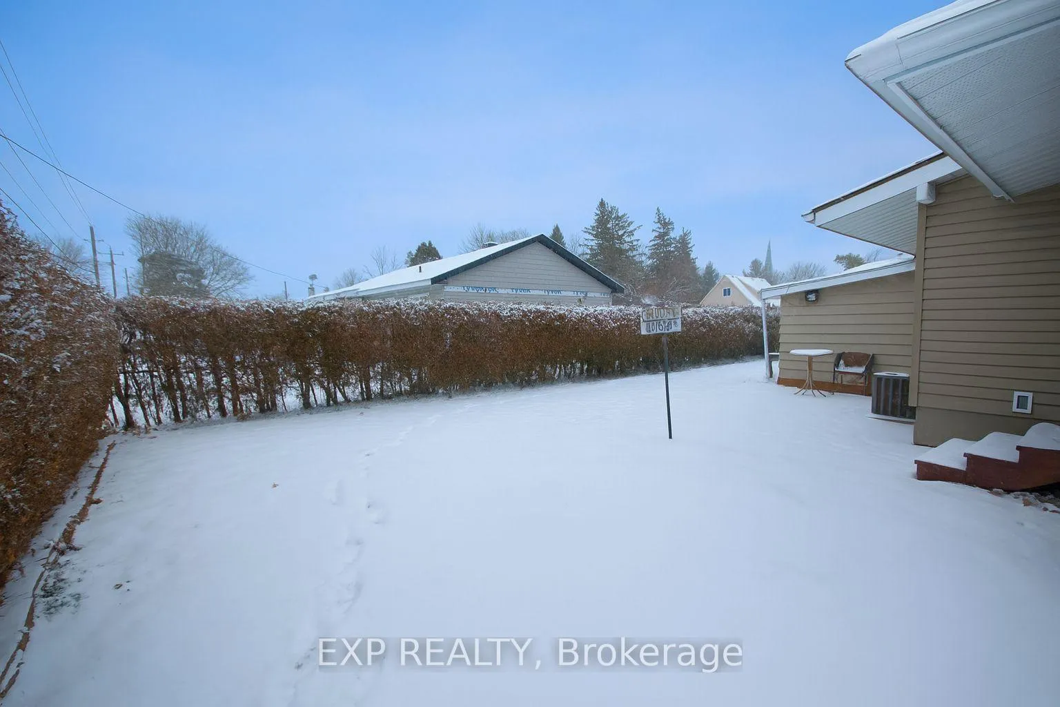 Photo 3 of 47 Augusta Street, South Dundas, Morrisburg — HOMEH