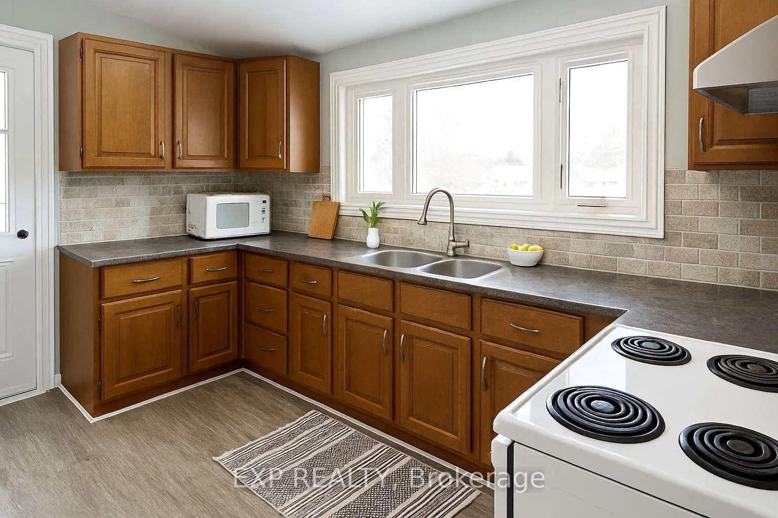 Photo 12 of 47 Augusta Street, South Dundas, Morrisburg — HOMEH