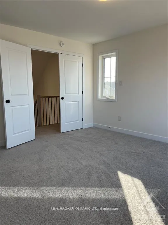 Photo 10 of 87 Staples Boulevard, Smiths Falls — HOMEH