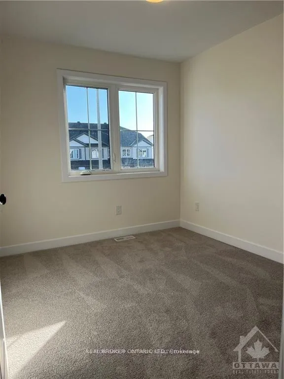 Photo 11 of 87 Staples Boulevard, Smiths Falls — HOMEH