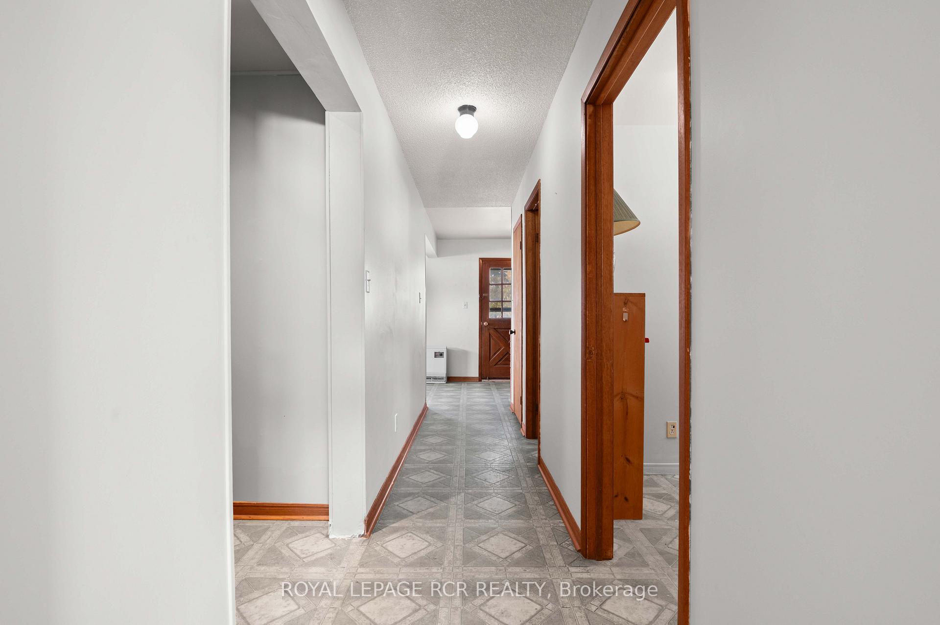 Photo 23 of 622 Main Street E, Shelburne — HOMEH