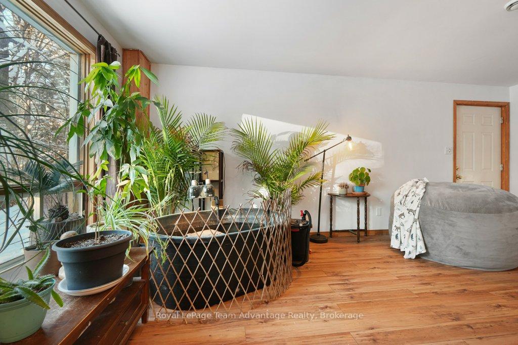 Photo 5 of 212 Star Lake Road, Seguin — HOMEH