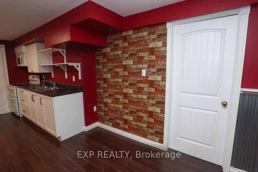 Photo 10 of Unit Bsmt, 136 Fleming Way, Shelburne — HOMEH