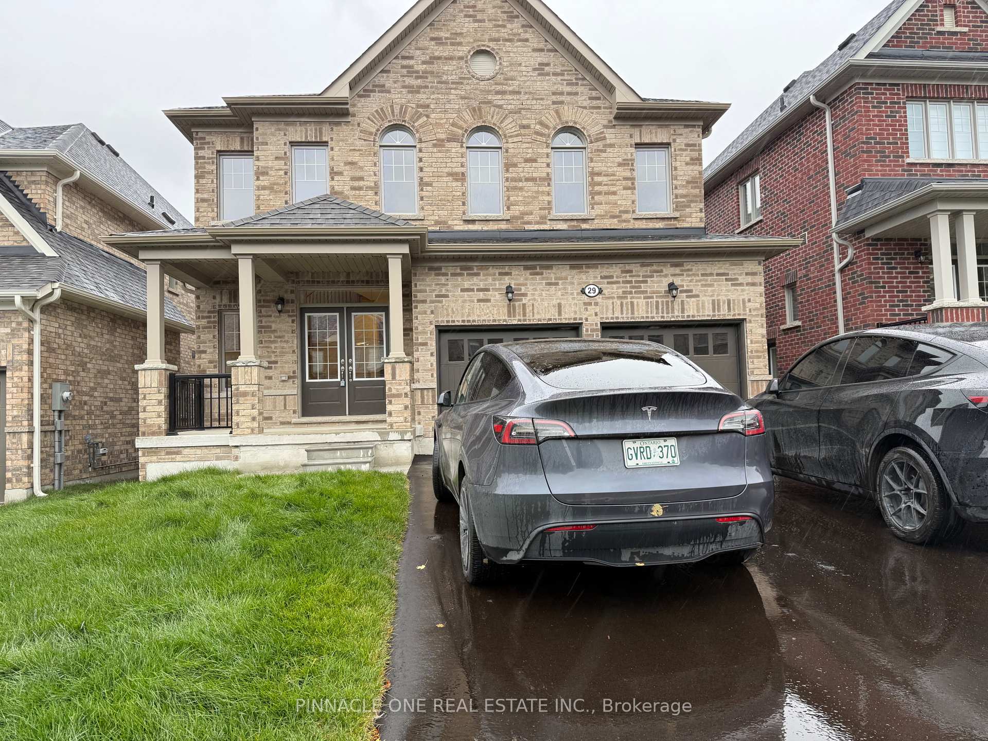Photo 1 of 29 North Garden Boulevard, Scugog, Port Perry — HOMEH