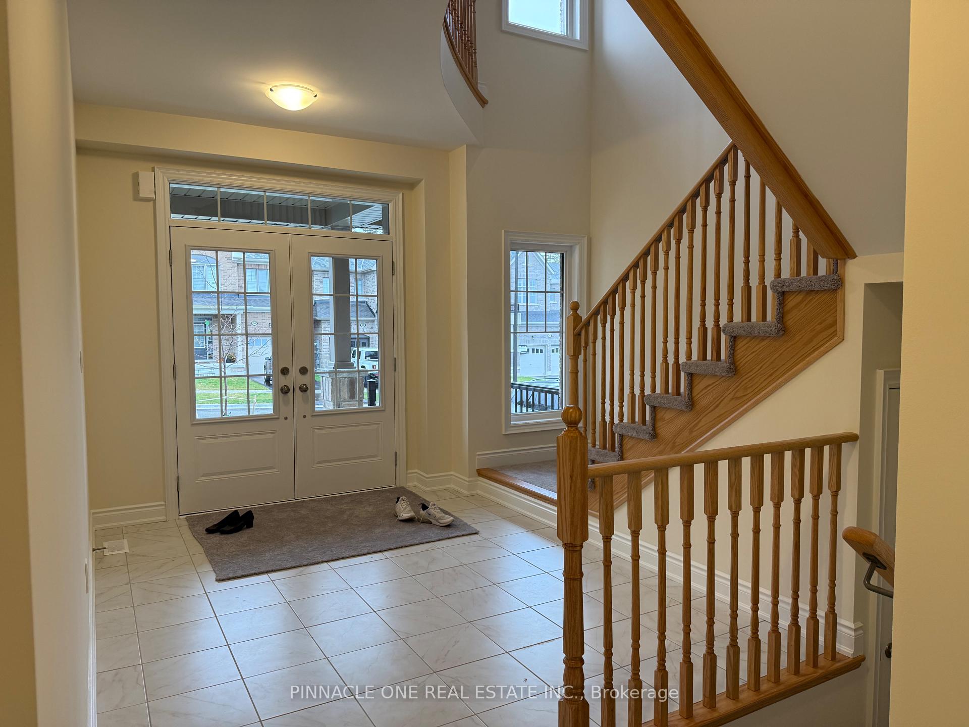 Photo 2 of 29 North Garden Boulevard, Scugog, Port Perry — HOMEH