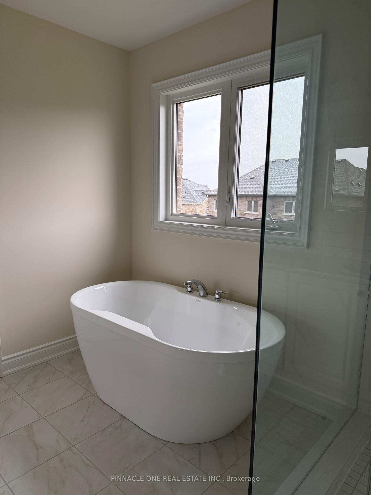 Photo 30 of 29 North Garden Boulevard, Scugog, Port Perry — HOMEH