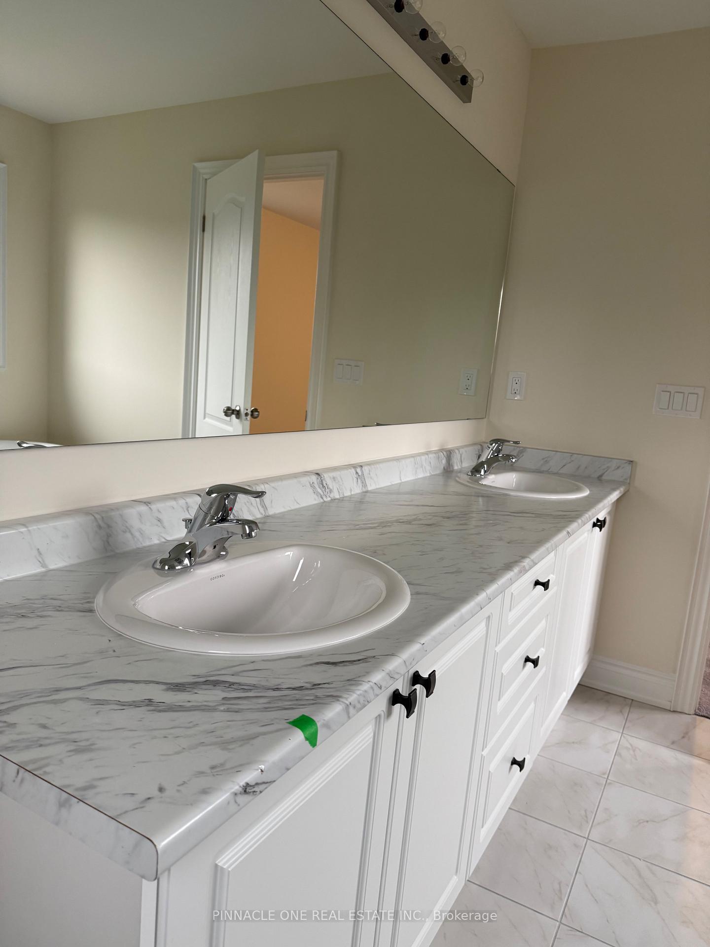 Photo 31 of 29 North Garden Boulevard, Scugog, Port Perry — HOMEH