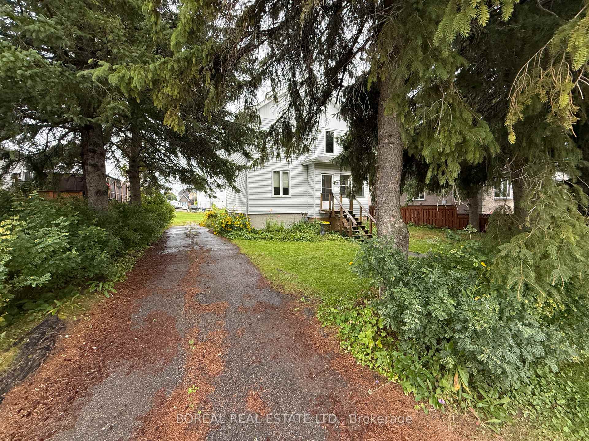 Photo 2 of 59 Second Avenue, Smooth Rock Falls, SRF — HOMEH