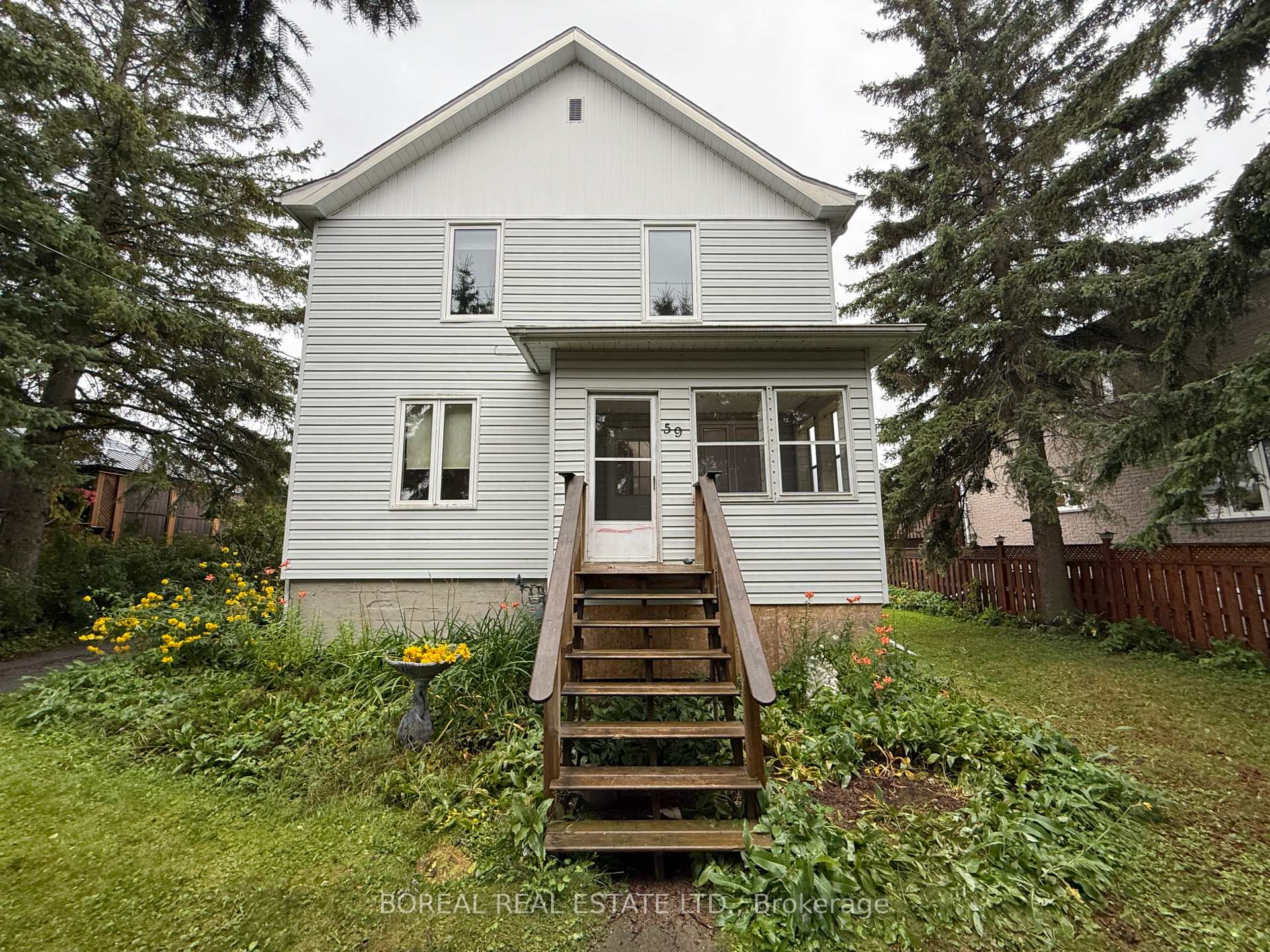 Photo 3 of 59 Second Avenue, Smooth Rock Falls, SRF — HOMEH